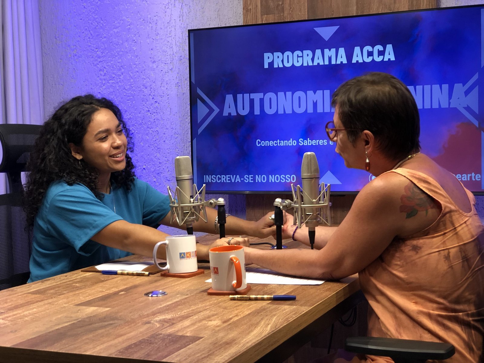 Raphaella Gomes e M&aacute;rcia Pel&aacute; durante grava&ccedil;&atilde;o