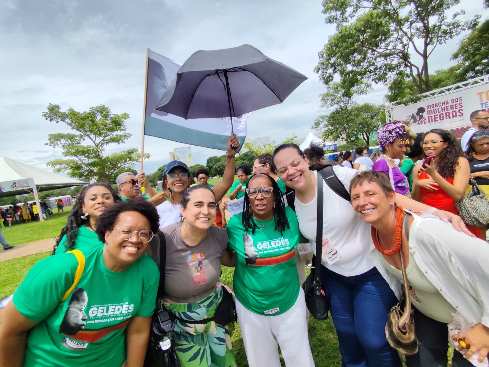 Mulheres na Marcha das Mulheres Negras, em Brasília